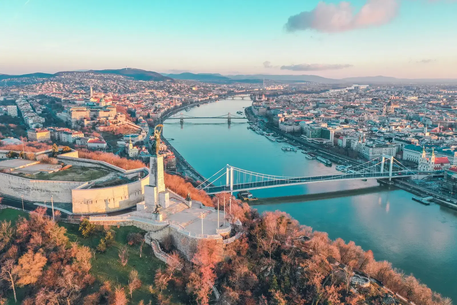 Sightseeing in Budapest before a river cruise