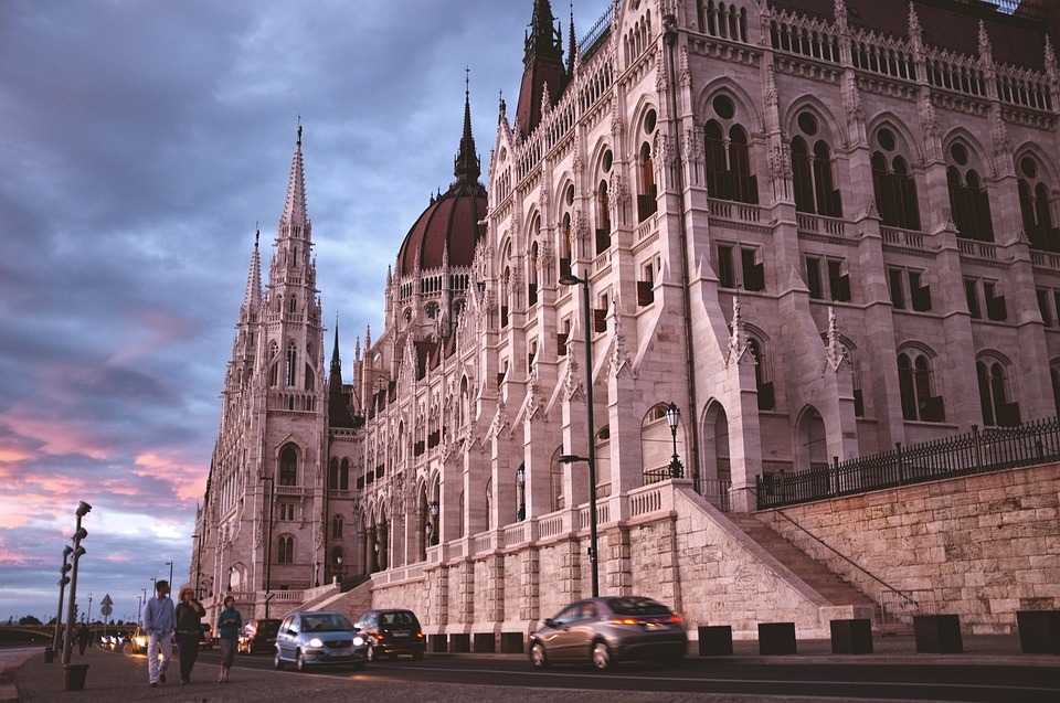 Budapest City Tour: Discover the beauty and history of Hungary's capital with our comprehensive city tour.