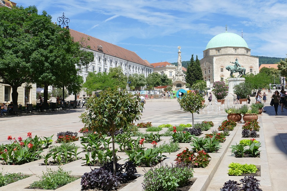 Pécs is the capital of the Southern Transdanubia (Déldunántúl) region in Hungary