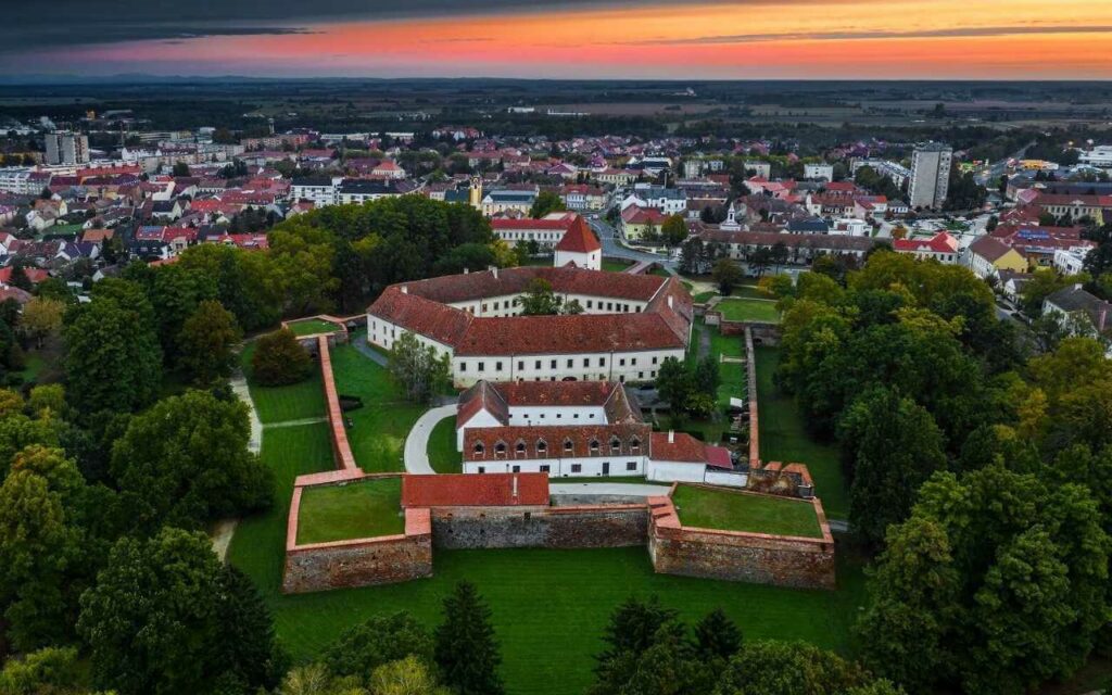 Sárvár. Nádasdy Castle