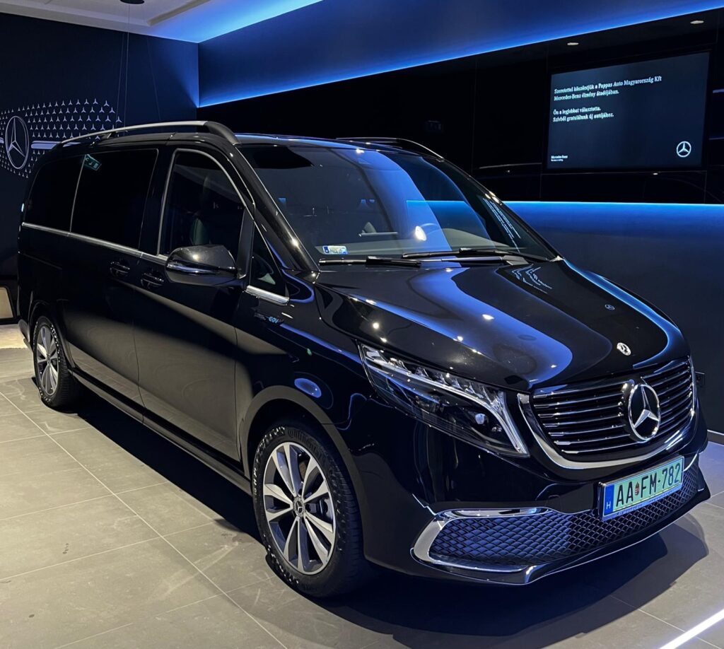 luxury car for VIP clients - Mercedes V-Class van