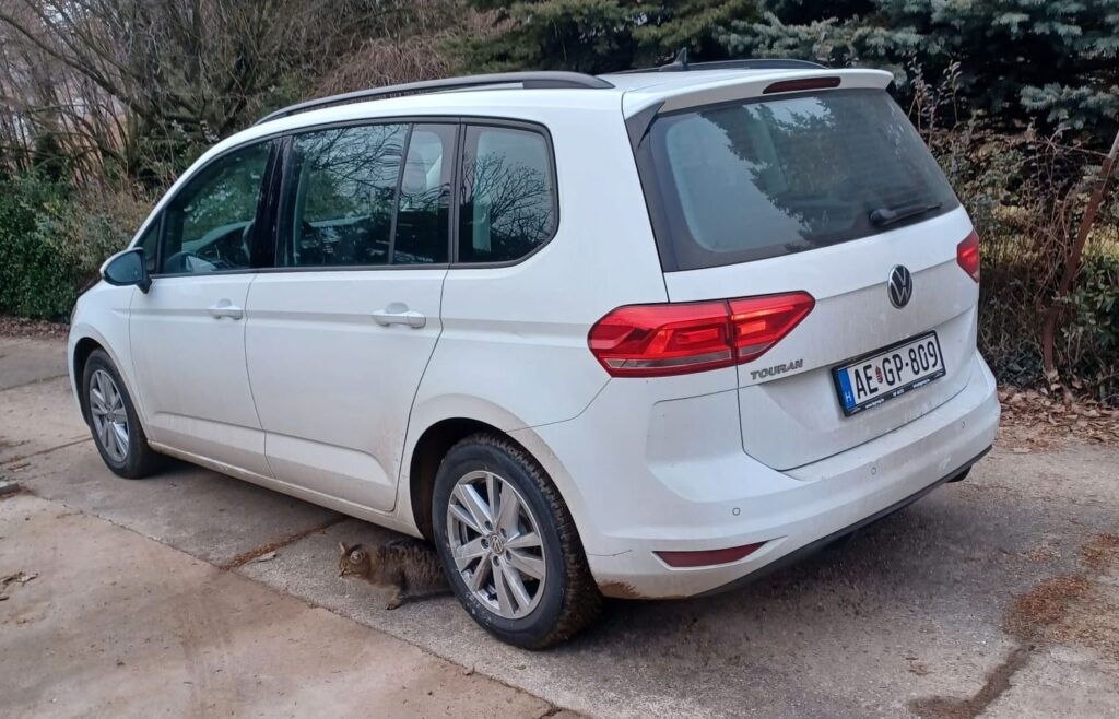 Comfort Car (3 pax, 3 bags): VW Touran.  Suitable for longer intercity journeys, comfortable airport transfers, executive taxi service, and long-distance travel.