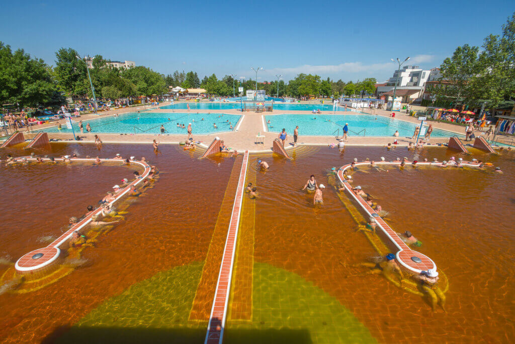 Hajdúszoboszló: Relaxation and Wellness in the Thermal Waters