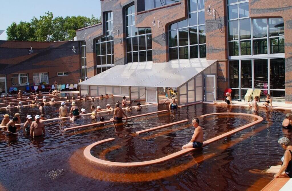Hajdúszoboszló: Relaxation and Wellness in the Thermal Waters