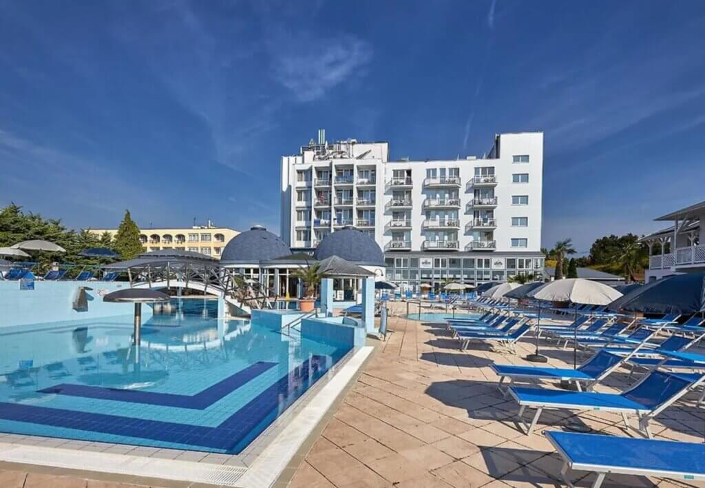 Hotel Silver – Great Value & Friendly Service