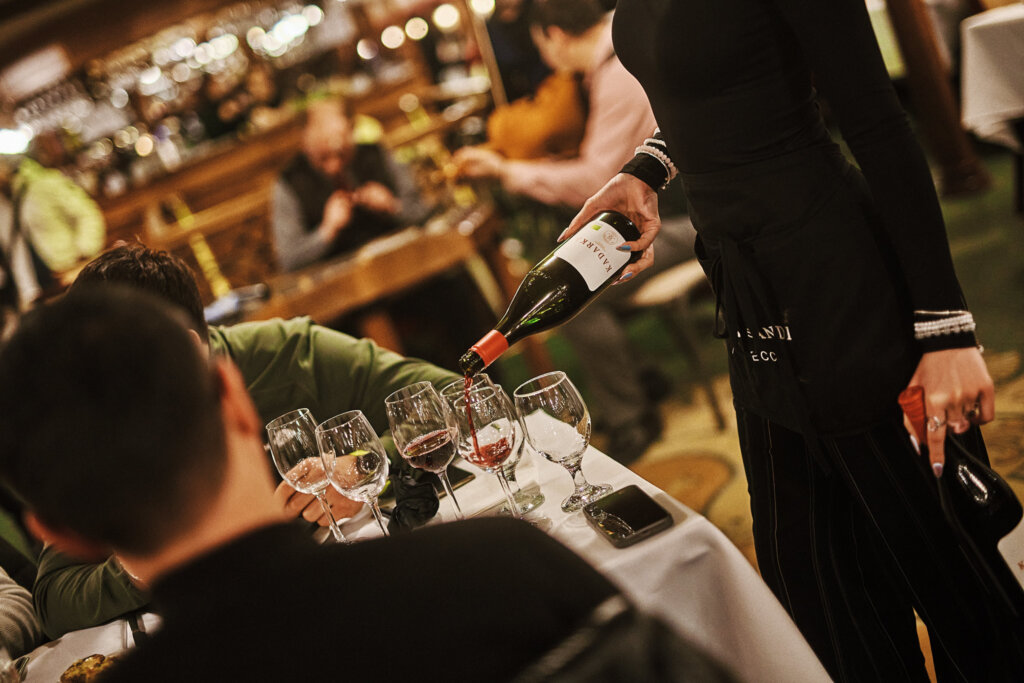 Wine & Dine Cruise – The Ultimate Danube River Cruise in Budapest