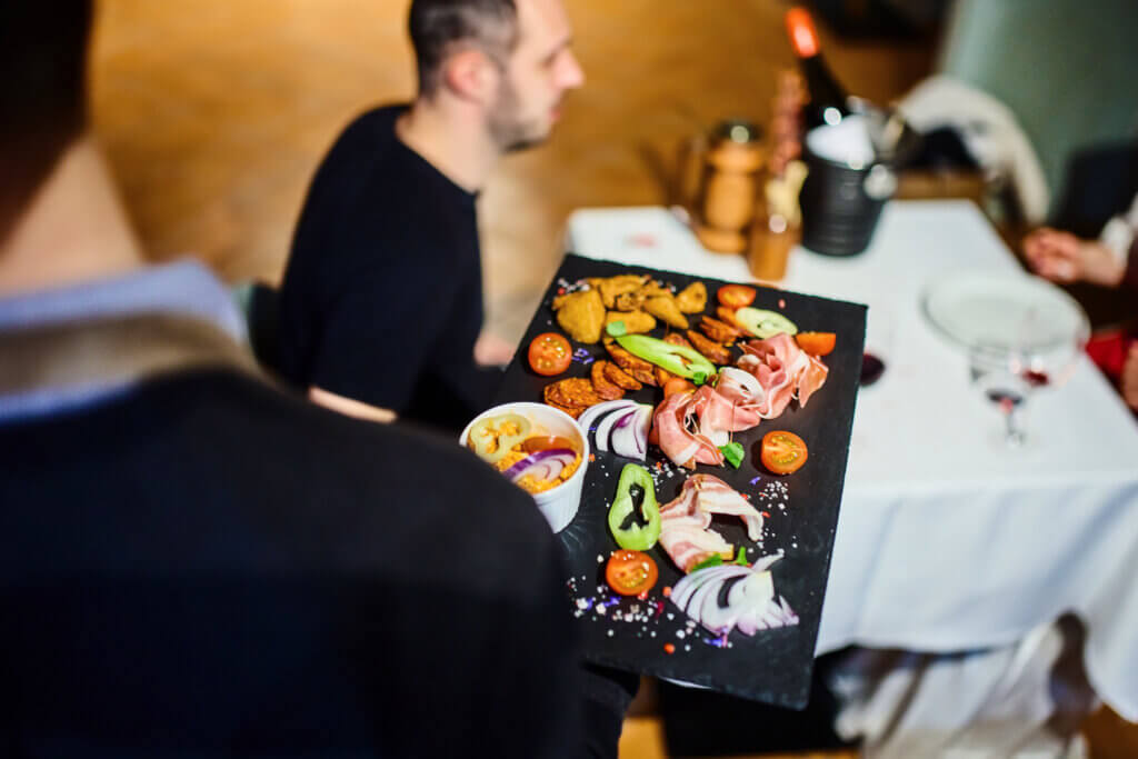 Folklore Night with the Rajkó Ensemble at the cosy сellar