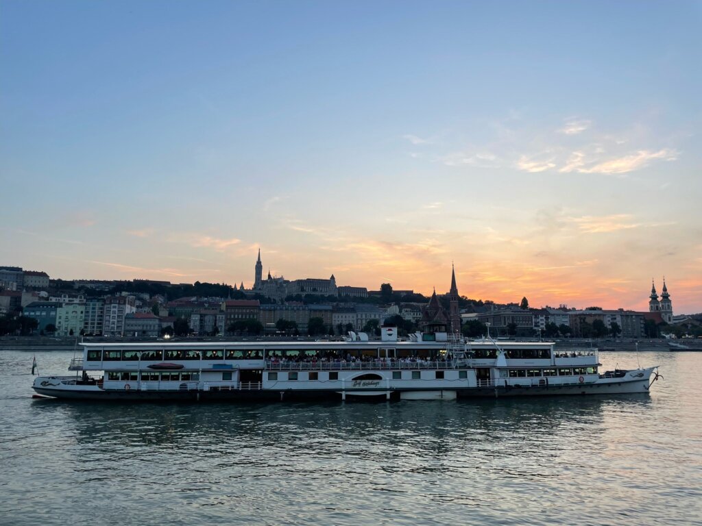 Evening Danube Cruise with Live Music and Tokaji Wine