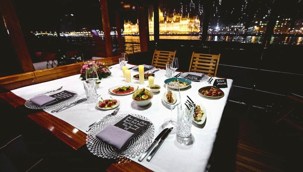 Private Danube Cruise in Budapest: A Unique Experience on a Vintage Boat