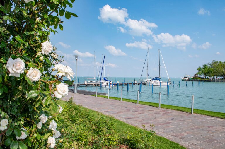 Private Day Trip from Budapest to Lake Balaton with an English-Speaking Driver: Balatonfüred – Tihany Peninsula – Siófok