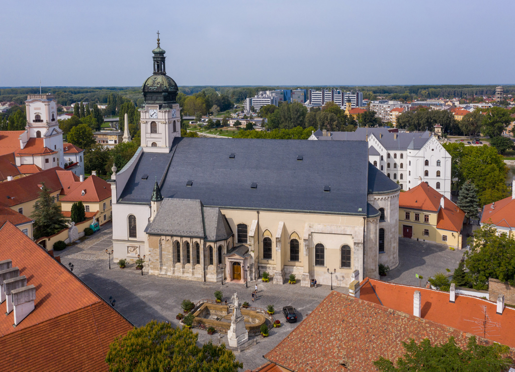 Pannonhalma Abbey & Győr Old Town: A Full-Day Cultural Excursion