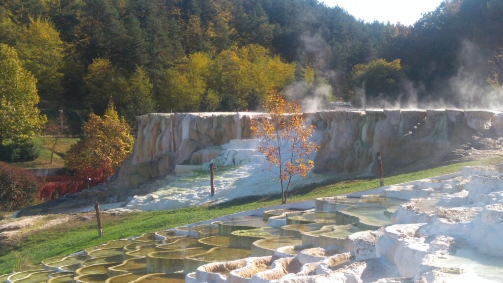 Egerszalók Thermal Baths and Baroque Eger – Relaxation, Nature, and Culture in One Day